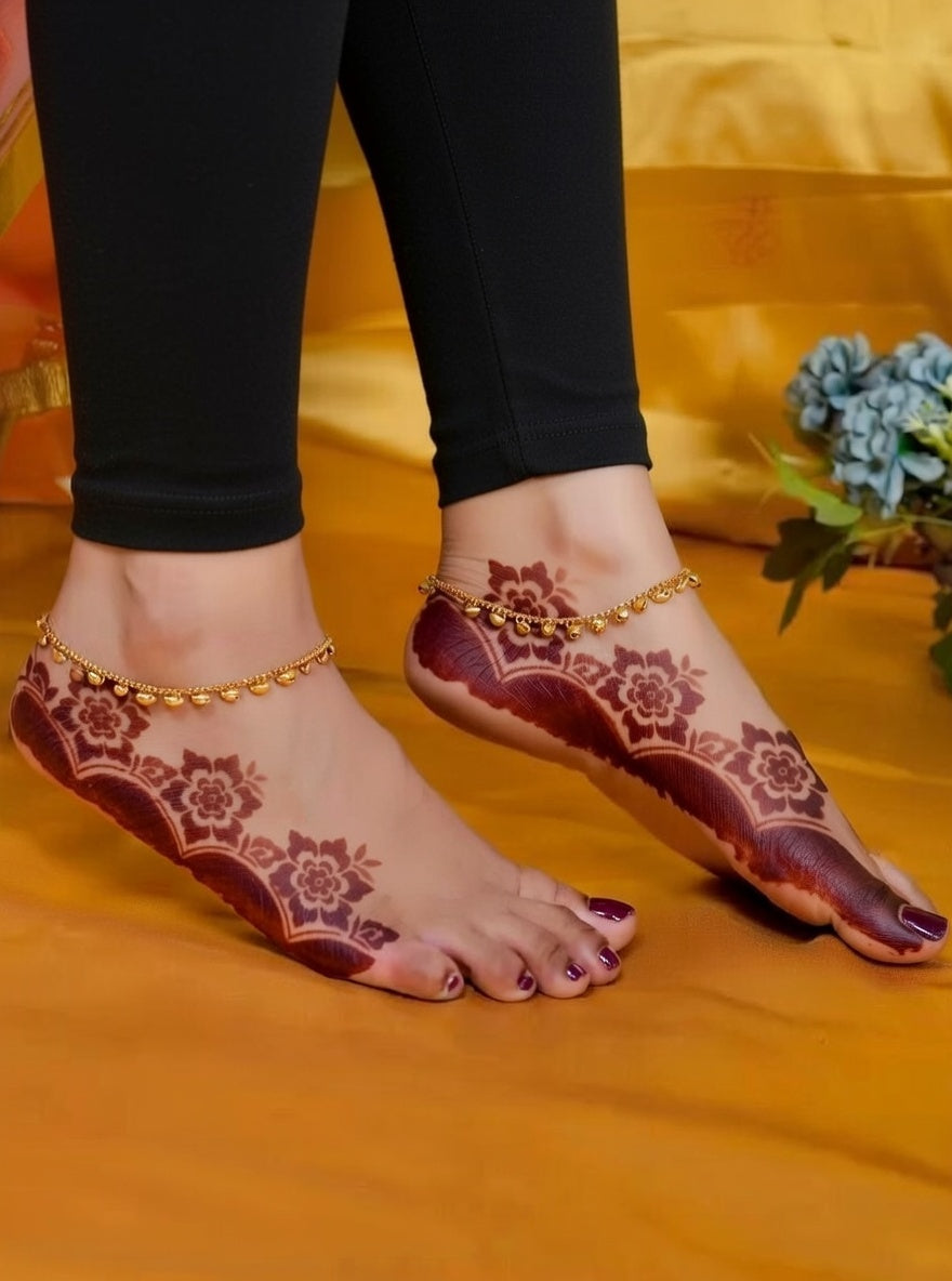 Classic Leg Mehndi Stencil for Elegant Foot Decoration C09